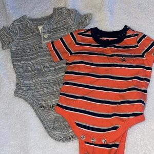 2 baby Gap boy’s onesies, size 0-3 months